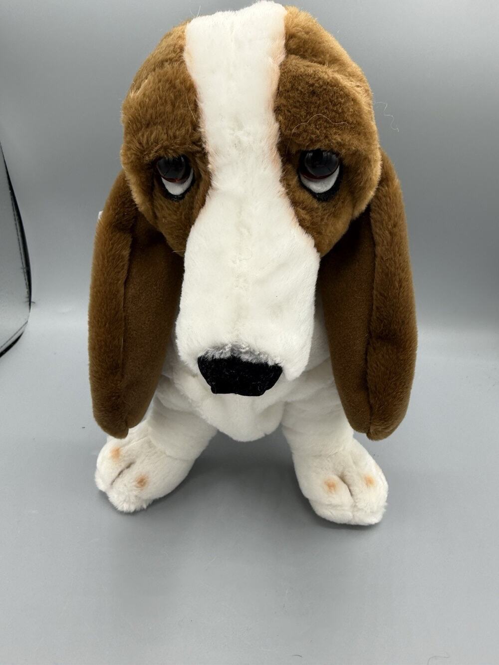 Applause Hush Puppies Basset Hound Plush Dog 10" Sitting Stuffed Animal w/ Tags